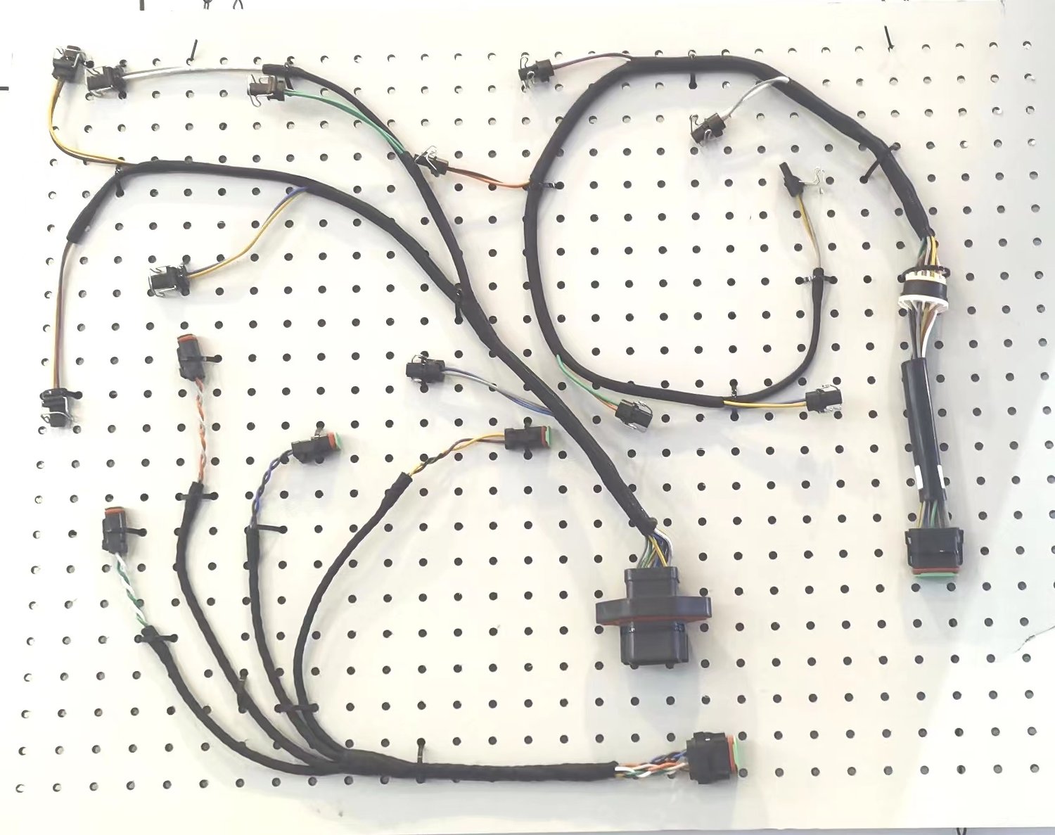 Branch harness with sealed breakouts
